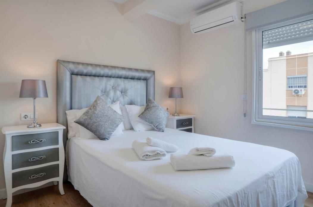 Apartamento Con Vistas A La Catedral A 15 Minutos Del Centro Malaga Ngoại thất bức ảnh